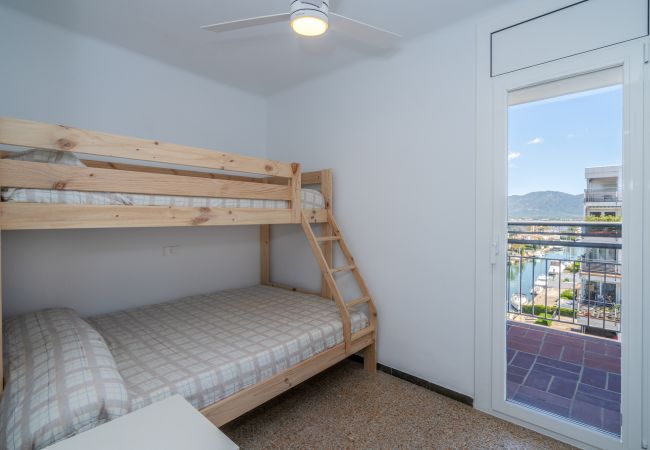 Apartamento en Empuriabrava - ILA06 BAHIA 2